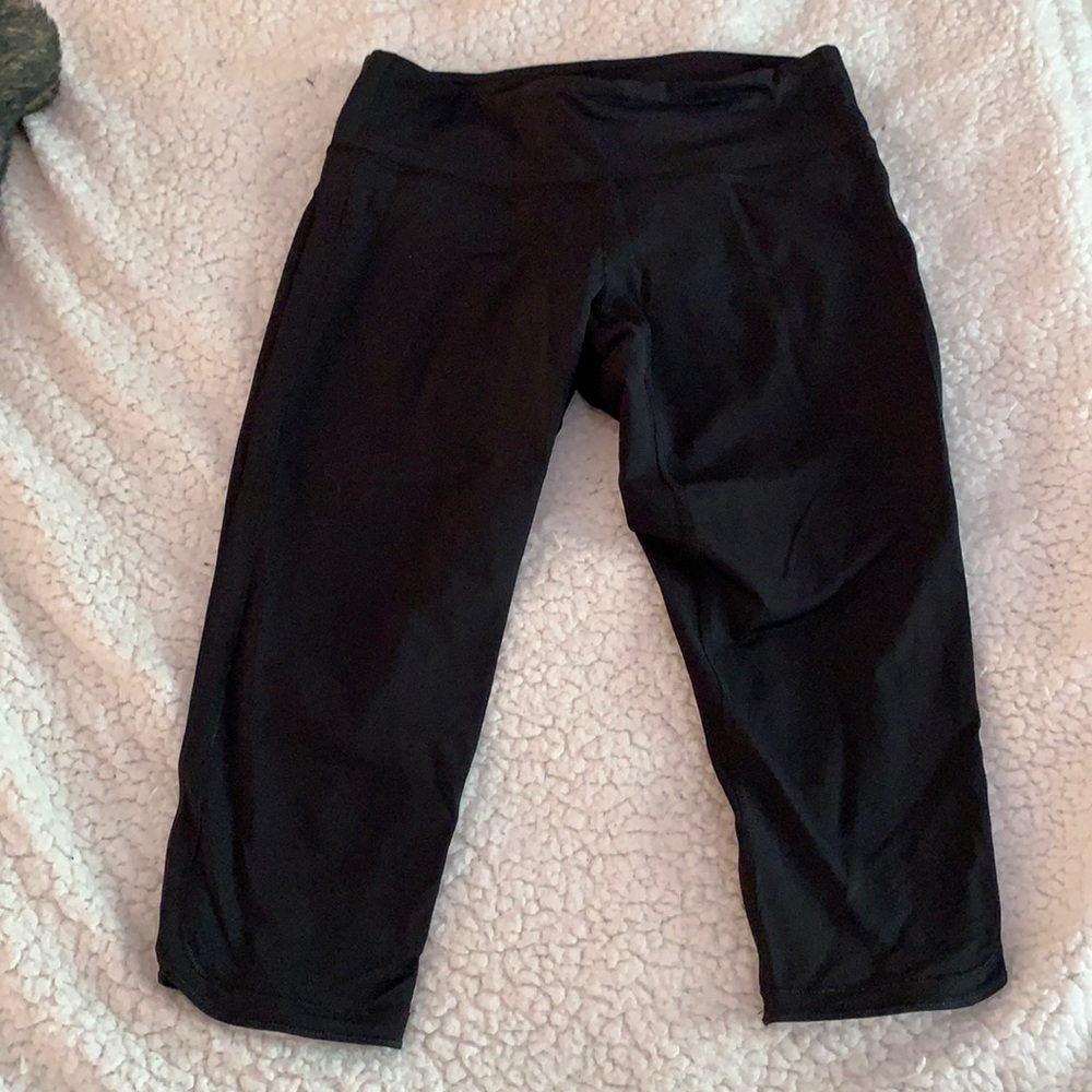 Lululemon cropped leggings